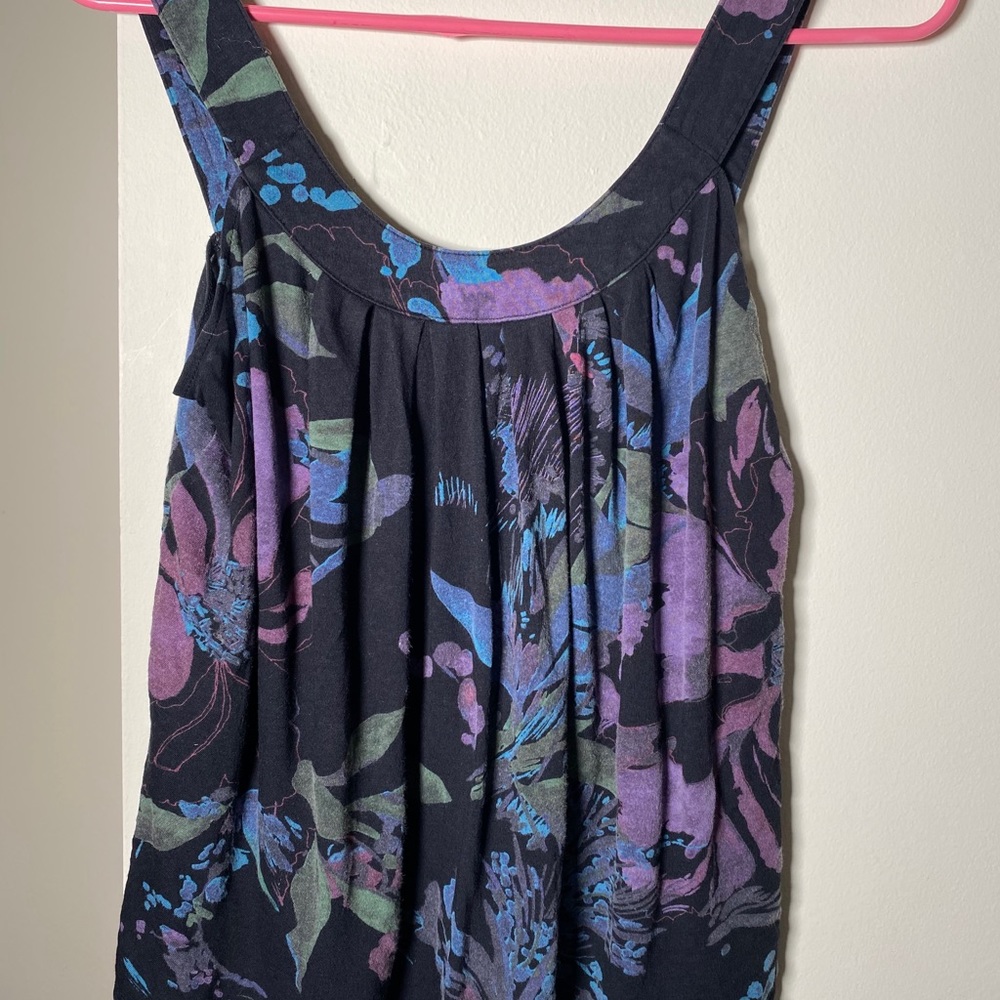 Floral top